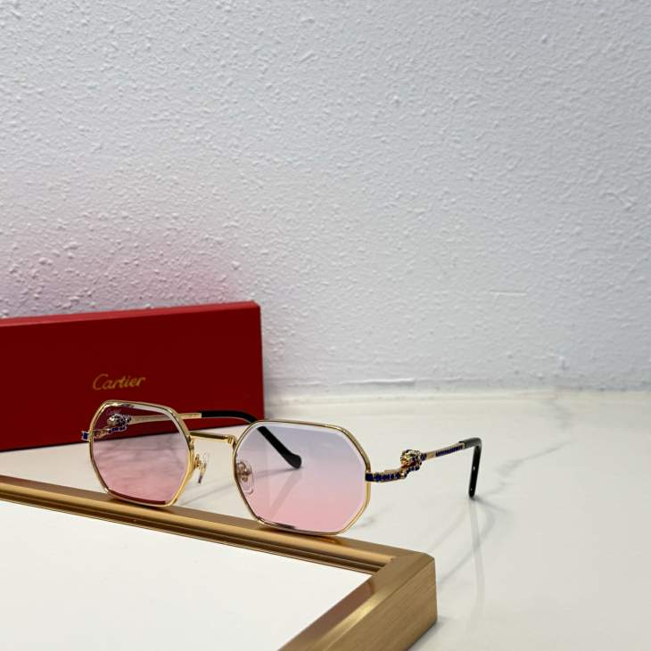 Picture of Cartier Sunglasses _SKUfw80881615fw